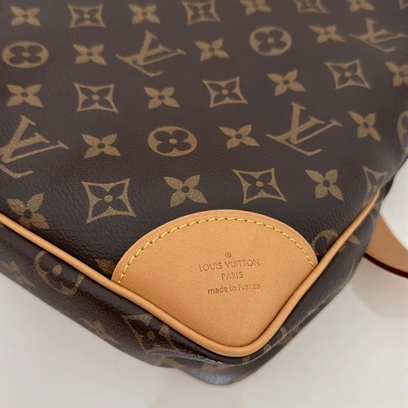 Louis Vuitton *NEW* Odeon MM NM Brown Monogram Shoulder Bag with Box & Cover - Picture 5 of 17